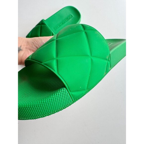 BOTTEGA VENETA Parakeet Green Rubber Intrecciato Pool Slides Sandals, Size 37 - Picture 8 of 16
